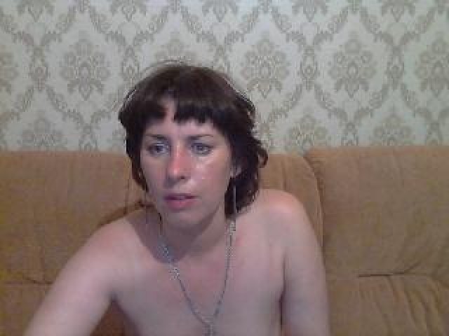 6370-anne4ka-webcam-model-mature-brunette-latina-tits-webcam-medium-tits