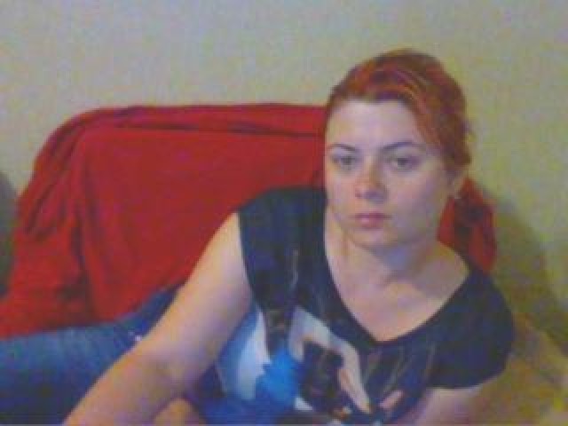 6578-smilingbaby-webcam-webcam-model-pussy-redhead-brown-eyes-medium-tits