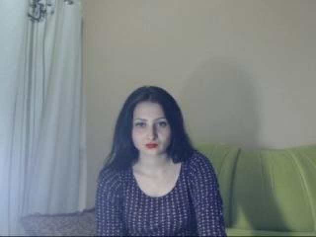 7654-mackenziesun-brown-eyes-tits-webcam-model-caucasian-brunette-medium-tits