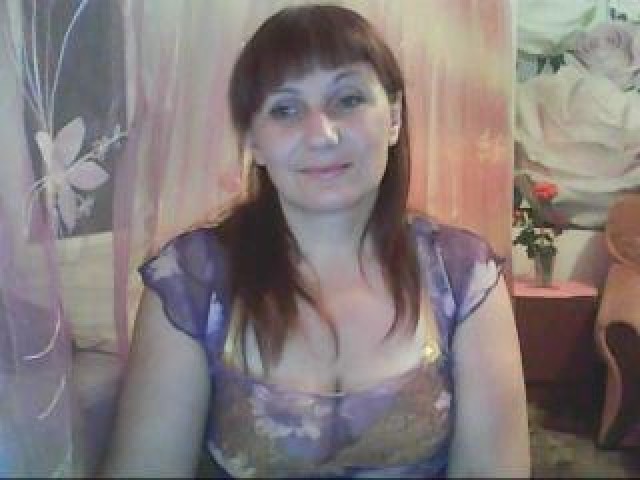 12629-milashka76-brunette-webcam-model-caucasian-pussy-green-eyes-tits