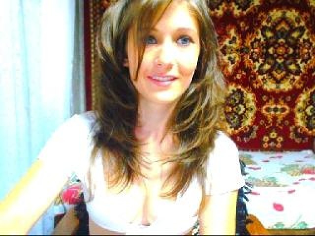 16275-melissaboston-webcam-model-shaved-pussy-female-caucasian-teen-webcam-tits
