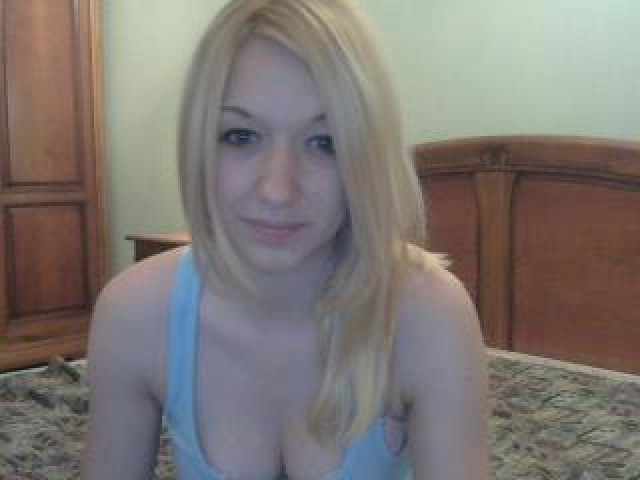 17707-lollaaax-webcam-model-blonde-tits-pussy-webcam-teen-middle-eastern
