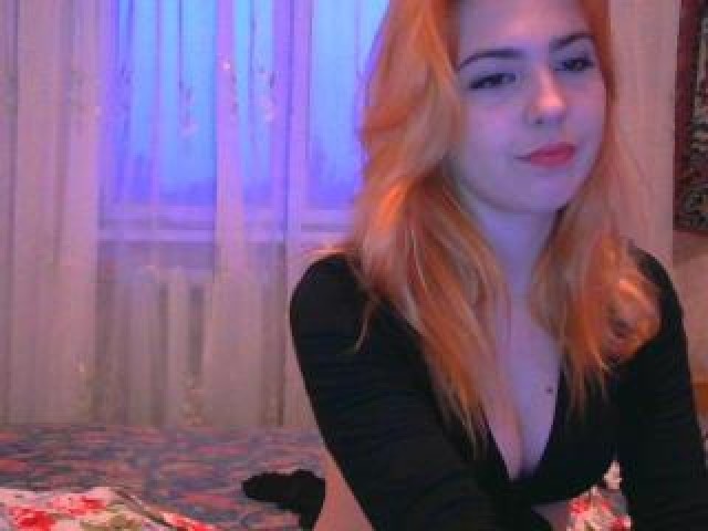 21067-sexybabyy2-webcam-blue-eyes-blonde-pussy-teen-webcam-model