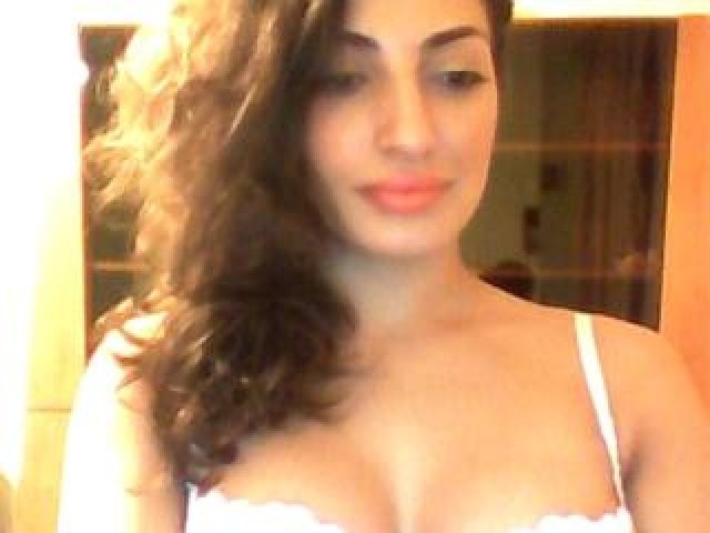 24580-misslatina23-tits-middle-eastern-webcam-medium-tits-female-brunette