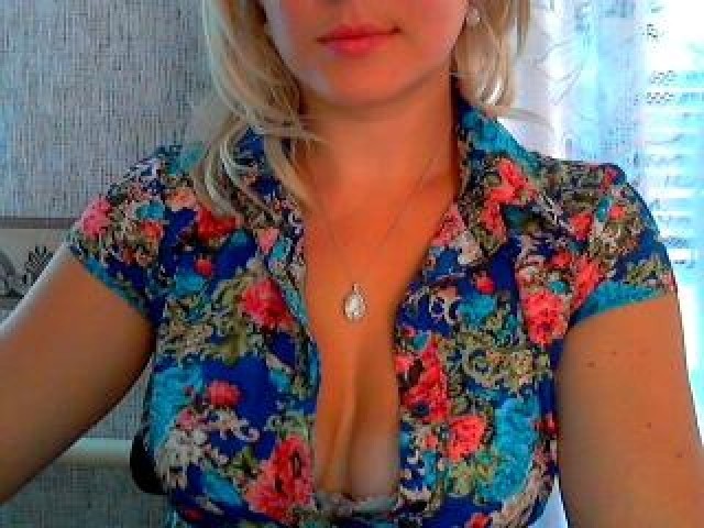 25314-dfjh-webcam-model-blue-eyes-pussy-babe-blonde-large-tits-tits