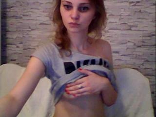 29510-angel018-female-blonde-webcam-webcam-model-pussy-caucasian-teen