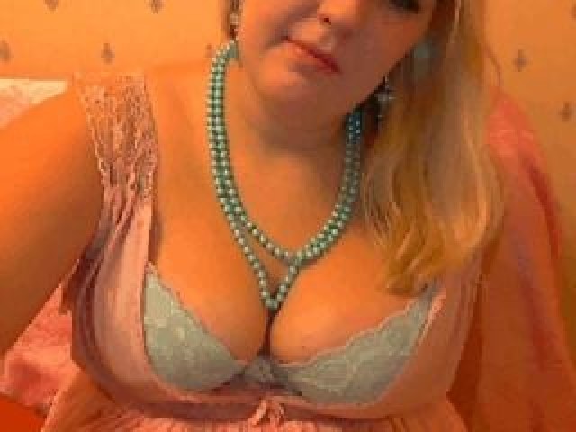 30614-blondebbw-large-tits-pussy-straight-tits-female-caucasian-webcam-babe