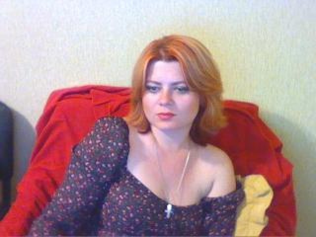 32696-smilingbaby-webcam-model-babe-medium-tits-redhead-webcam-straight