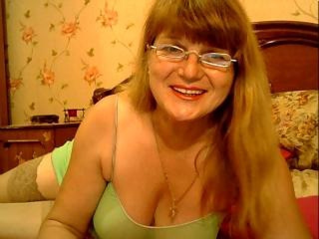 33828-madam0101-female-hairy-pussy-webcam-webcam-model-green-eyes-blonde