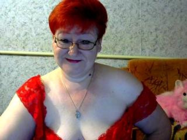 35136-deizeri-brown-eyes-pussy-webcam-model-webcam-mature-tits-redhead