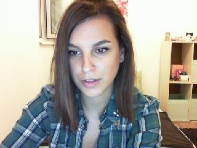 38102-missmirana-webcam-model-webcam-brown-eyes-shaved-pussy-straight