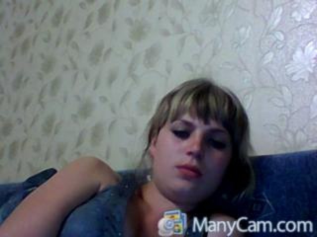 43426-markabel-straight-babe-webcam-blonde-medium-tits-shaved-pussy