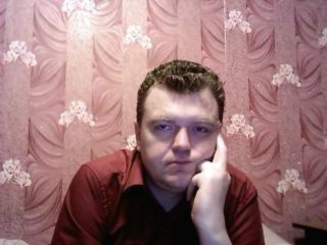 44228-oleg-webcam-medium-cock-babe-blue-eyes-trimmed-pussy-pussy-male