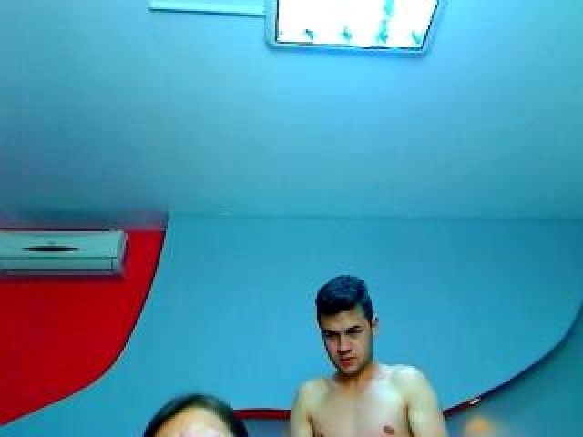 51614-alexandjunko-webcam-model-female-couple-caucasian-shaved-pussy-webcam