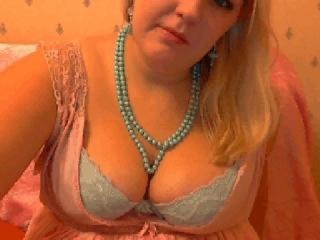 57228-blondebbw-tits-straight-pussy-webcam-blonde-babe-female-webcam-model