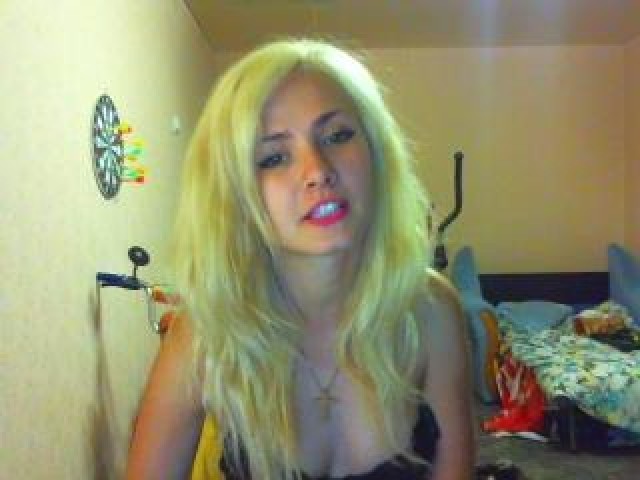 57559-lerochkakiss-female-blonde-straight-private-shaved-pussy-webcam