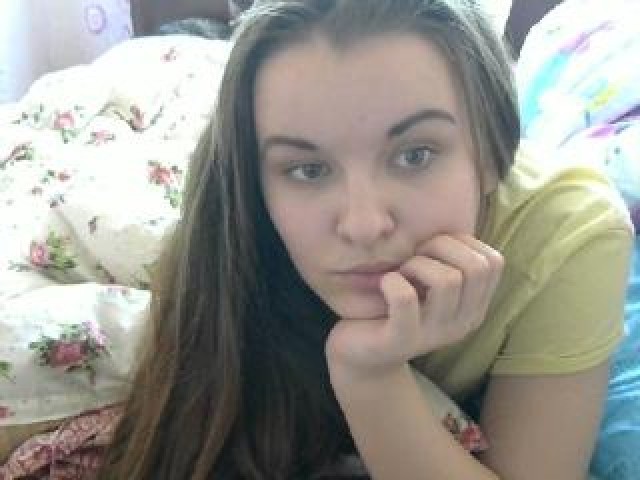 59097-kniazeva-female-brunette-caucasian-pussy-webcam-model-webcam