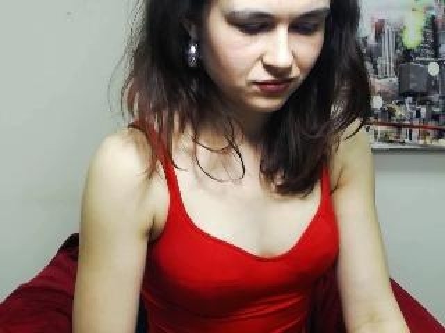 59799-lisalovee-pussy-brunette-caucasian-webcam-model-straight-webcam