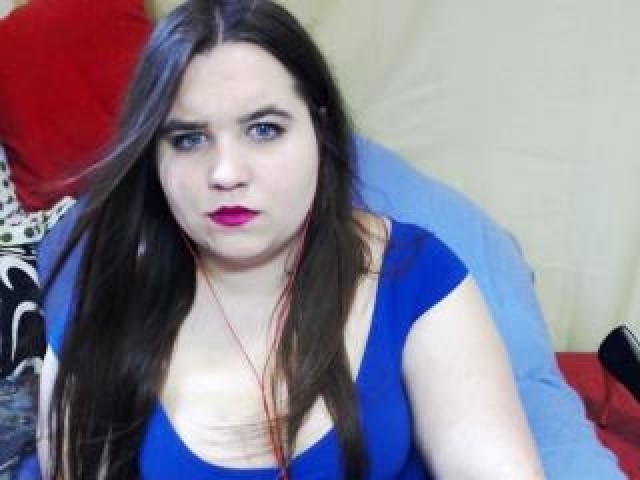 60035-biankasexy-female-tits-webcam-brunette-blue-eyes-pussy-teen