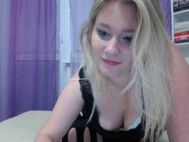 23484-adrianalina-blue-eyes-webcam-model-webcam-blonde-pussy-tits-female