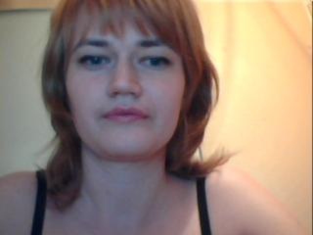 39838-alesja-blue-eyes-webcam-model-webcam-babe-shaved-pussy-pussy
