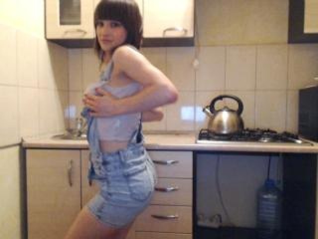 23890-alya555-shaved-pussy-brunette-tits-babe-caucasian-pussy-webcam
