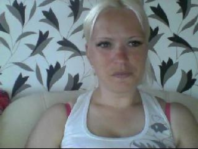 46758-kristela-ass-female-blonde-caucasian-shaved-pussy-babe-blue-eyes-pussy