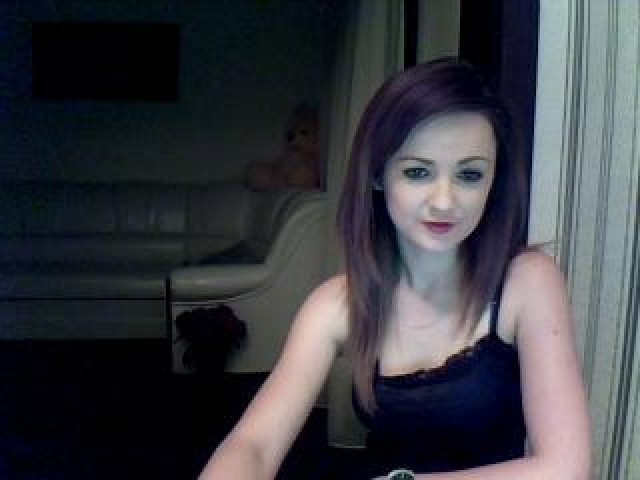 25286-lerkap-small-tits-webcam-middle-eastern-webcam-model-brunette