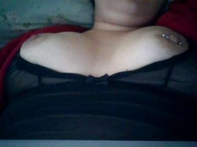 44620-sangriaiggi-trimmed-pussy-webcam-model-straight-webcam-caucasian