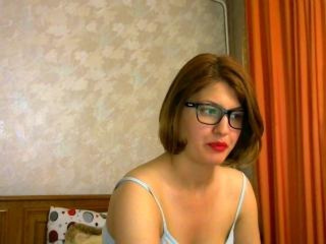 41984-tierralips-shaved-pussy-webcam-webcam-model-pussy-caucasian