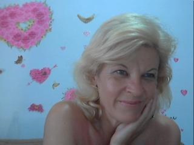 42384-wildmaryanne-straight-couple-pussy-blonde-mature-female-blue-eyes-webcam