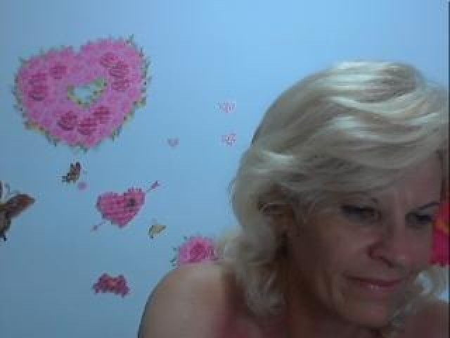 51016-wildmaryanne-straight-couple-male-pussy-mature-webcam-model-shaved-pussy